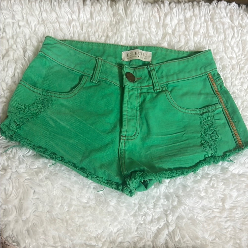 Brasileira Green Women's Shorts eclectic
